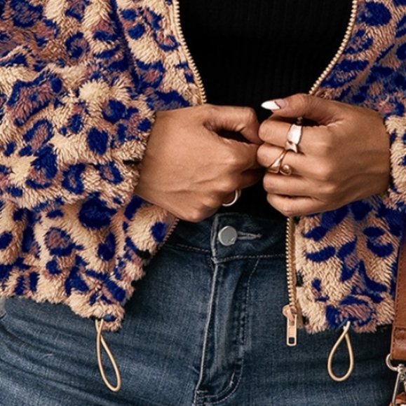 Wildly Stylish Leopard Zip-Up Jacket - Picture 8 of 8